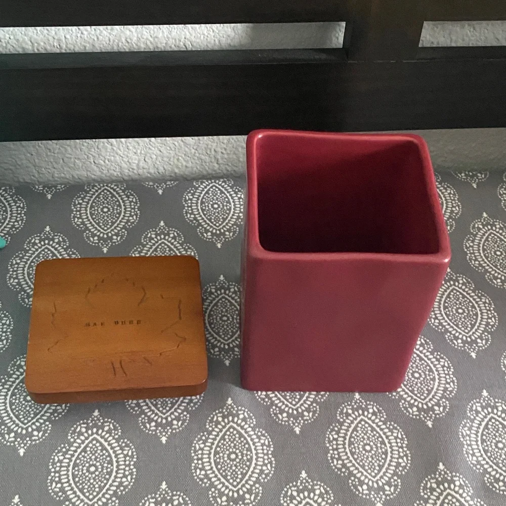 Rae Dunn Burgundy Storage Container with Maple Leaf Lid